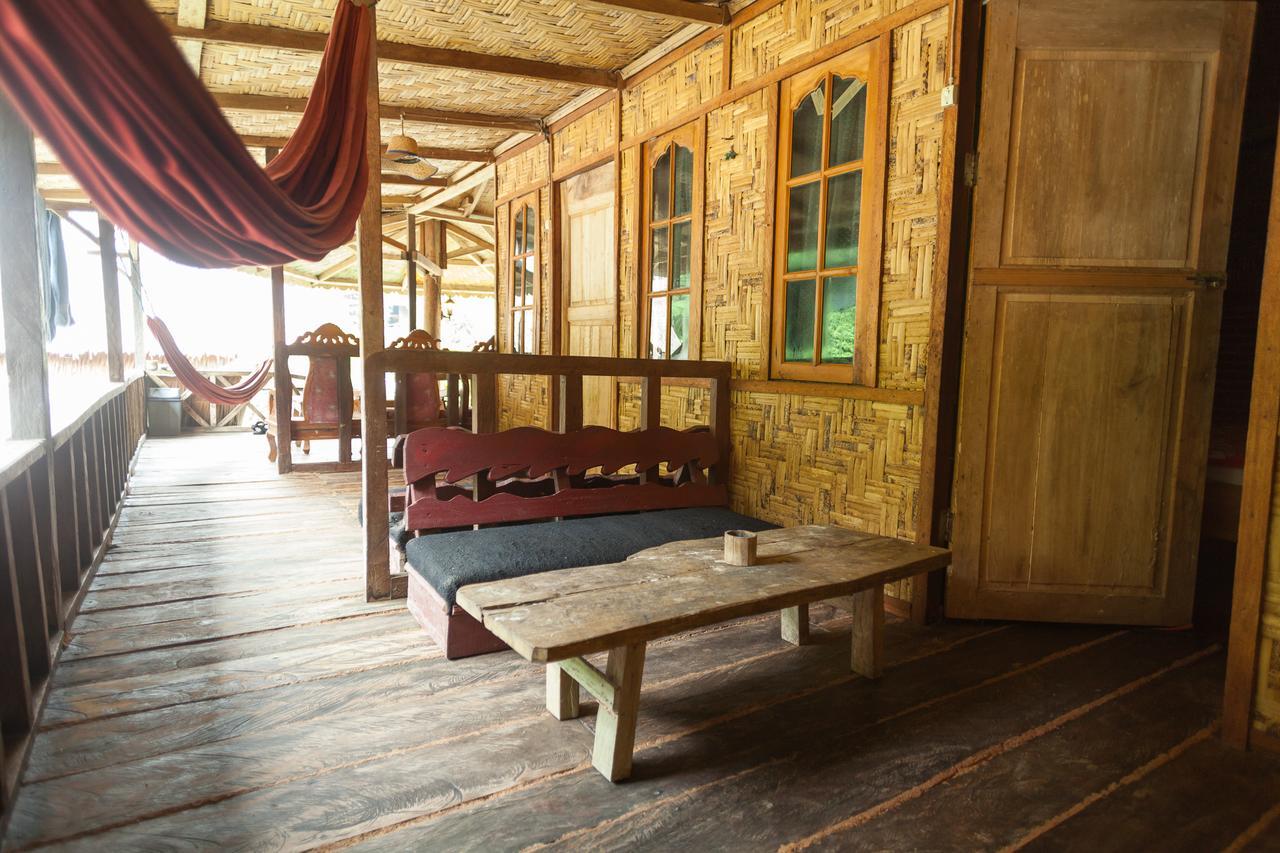 Indra Valley Inn Bukit Lawang Habitación foto